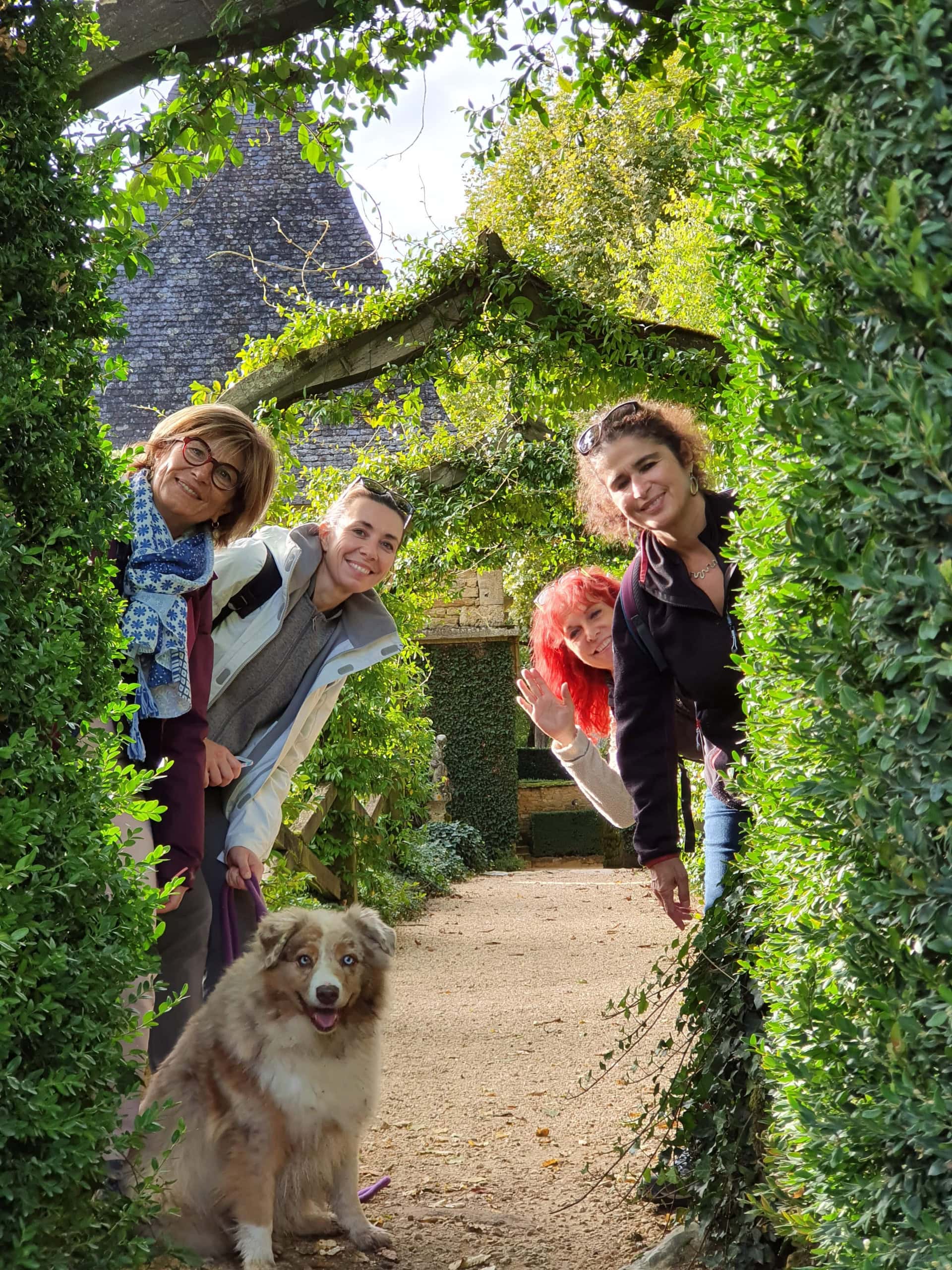 cache_cache_dans _les _jardins-d’Eyrignac-min