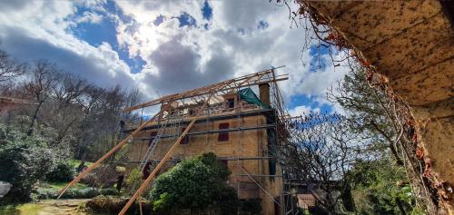 La charpente est bonne, on attaque l'isolation