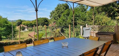 Terrasse vue de la fenêtre